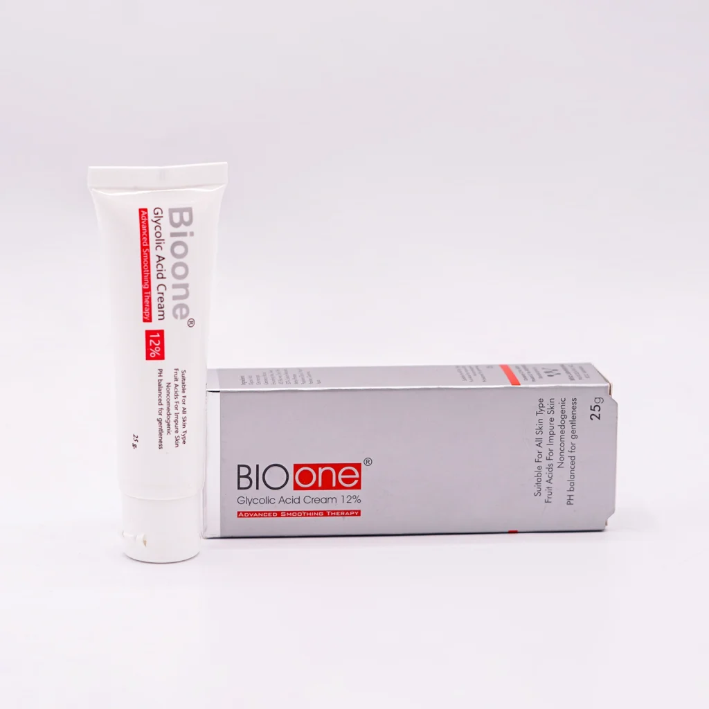 Bioone Glycolic Acid Cream 12%, Advanced Smoothing Therapy, 25g white tube with a red and black label, and its matching white and red box, set on a white background.