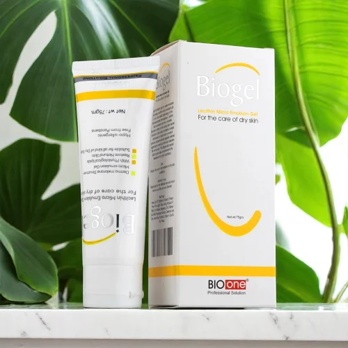 Bio One Biogel Cream, a moisturizer for dry skin enriched with nourishing ingredients like glycerin, olive oil, and vitamin E to provide hydration and care.